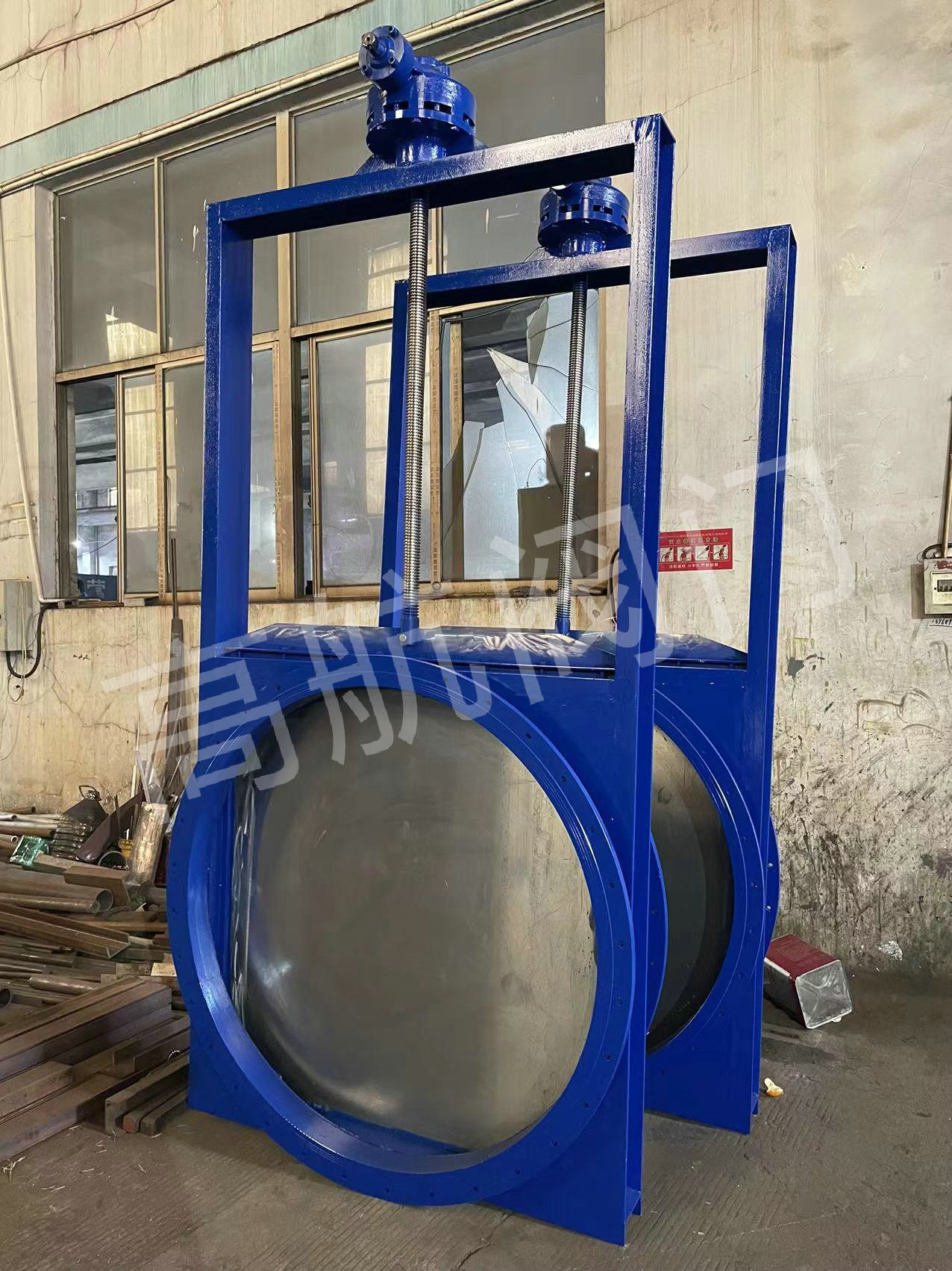 附壁式闸门 (16)